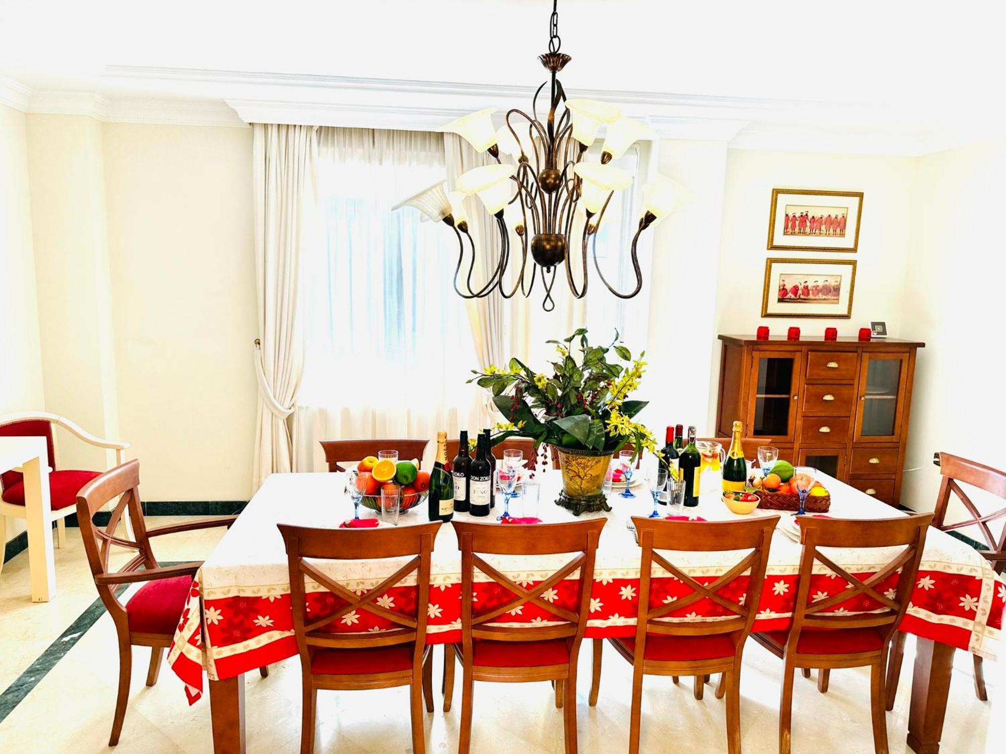 Casa Rafael - Estar Juntos Y Vivir A Lo Grande
